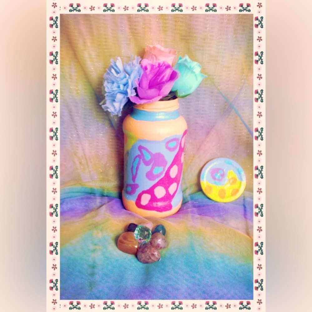Hand Crafted Mystical Mountains Gypsy Jar - Picture 2 of 7